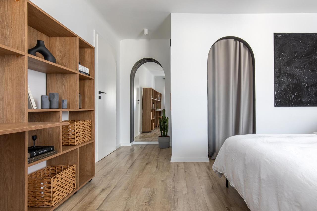 Apartamento Downtown Story By Urbanesq Bucarest Exterior foto